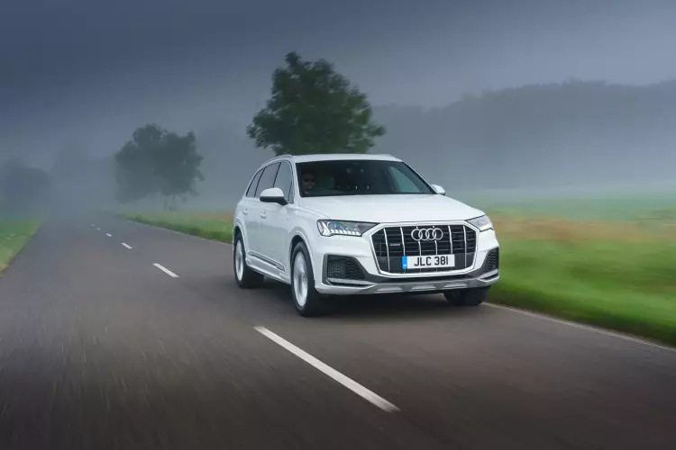 Image of a Audi Q7 SUV