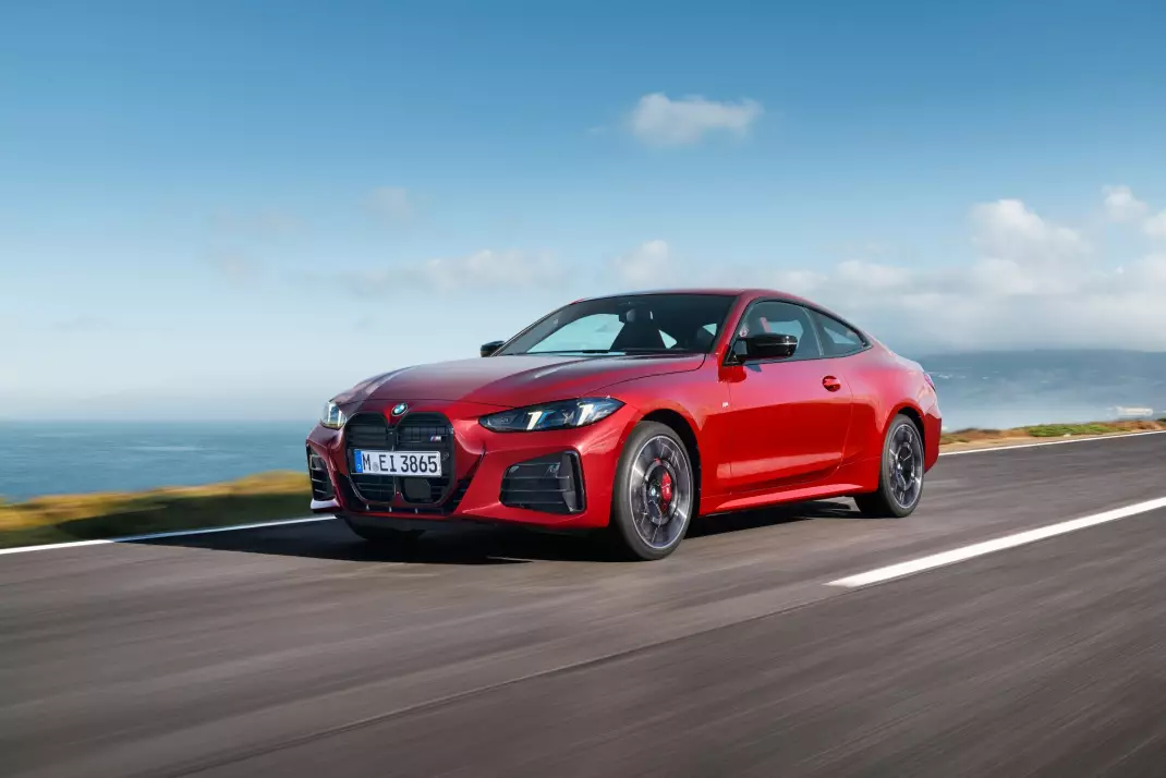 Image of a coupe