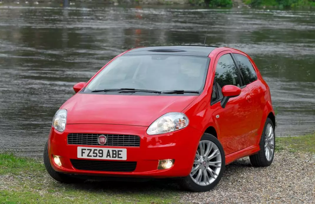 Image of a Fiat Grande car