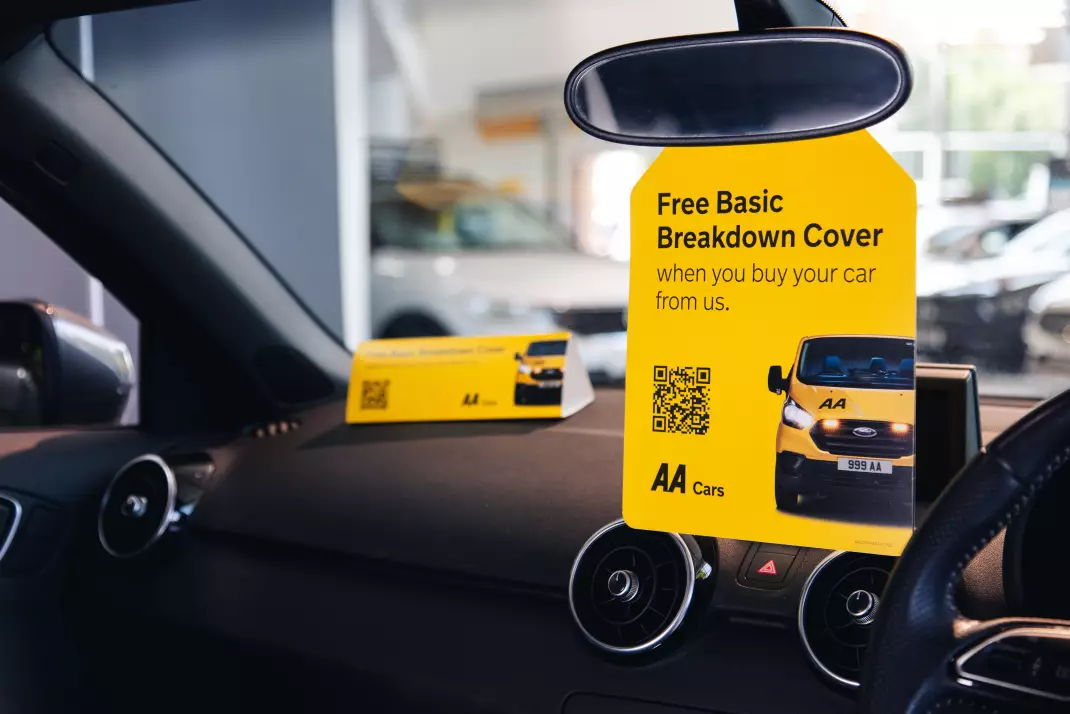 Image of a Fiat Idea car