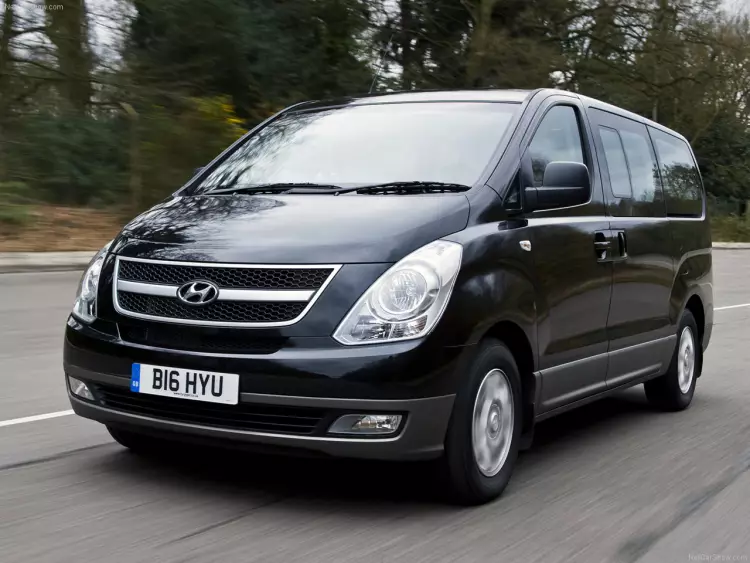 Image of a Hyundai I800 car