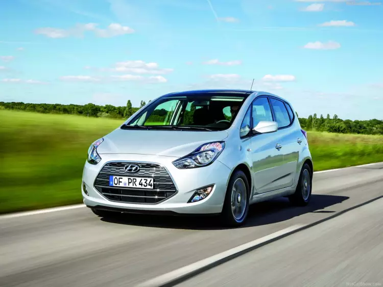 Image of a Hyundai IX20 car