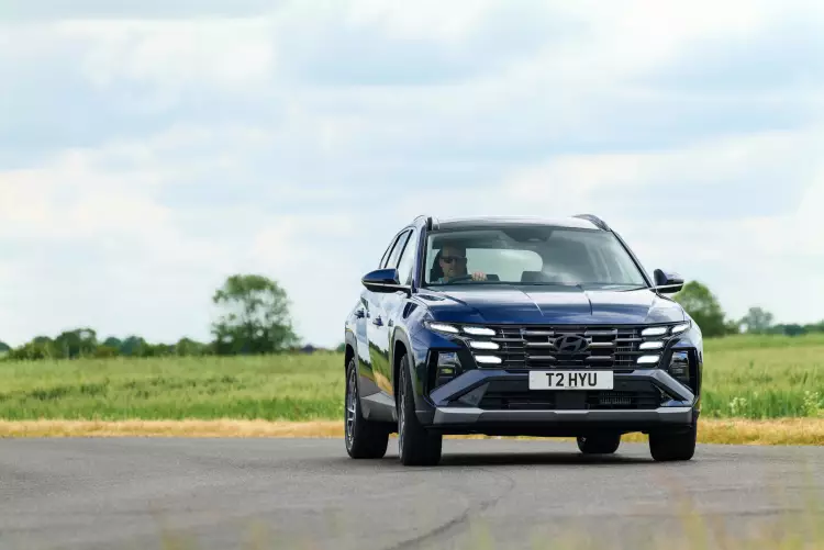 Image of a Hyundai Tucson SUV