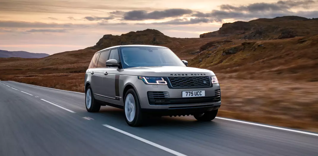 Image of a Land Rover Range Rover car