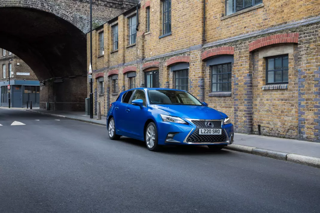 Image of a Lexus CT car