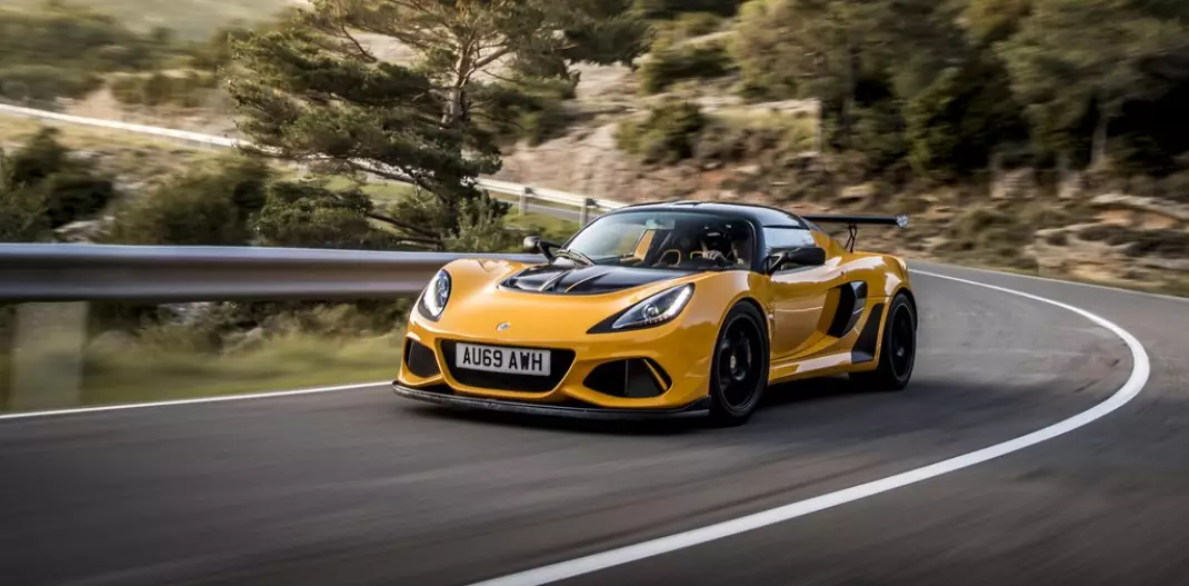 Image of a Lotus Exige car