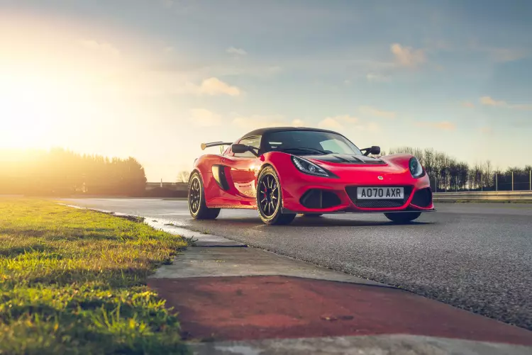Image of a Lotus Exige car