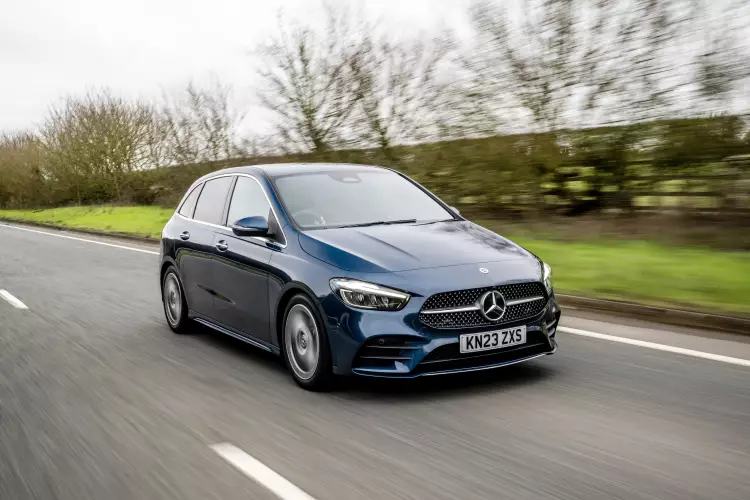 Image of a Mercedes B Class people carrier