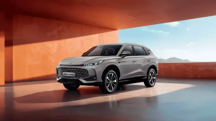 Image of a MG HS SUV