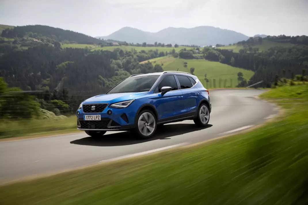 Image of a SEAT Arona car