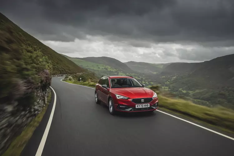 Image of a SEAT Leon family car