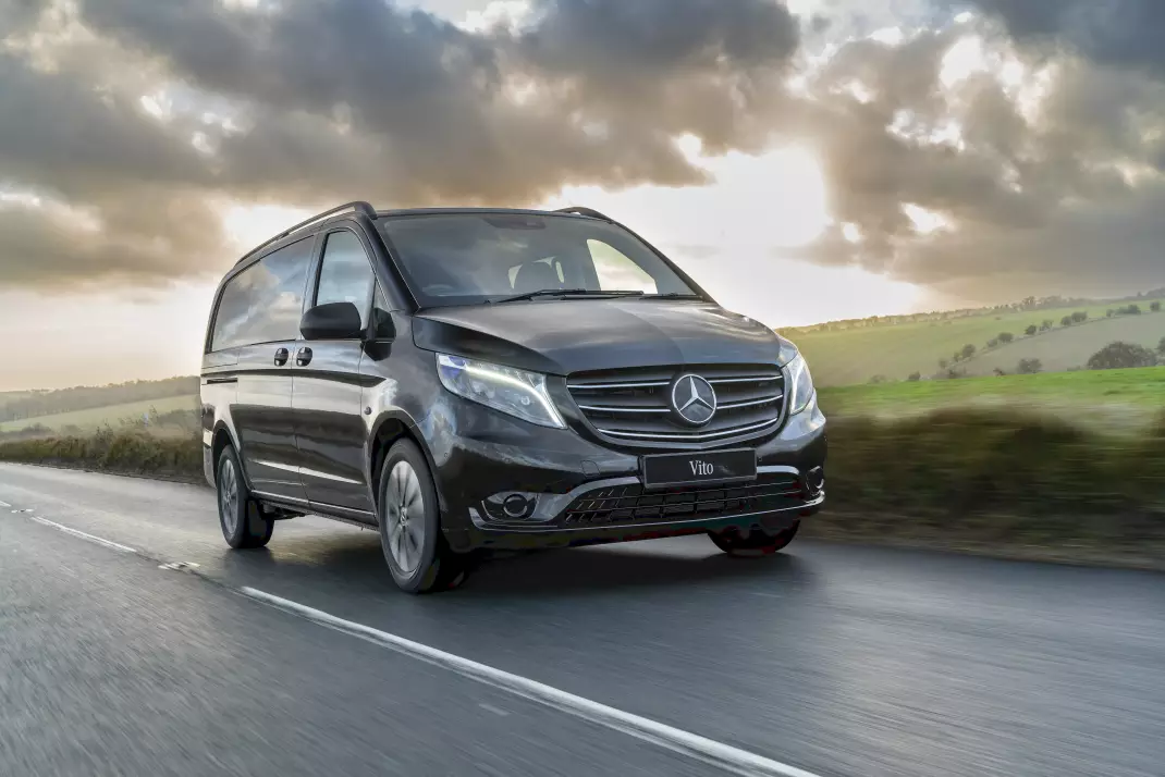 Representation of petrol vehicles